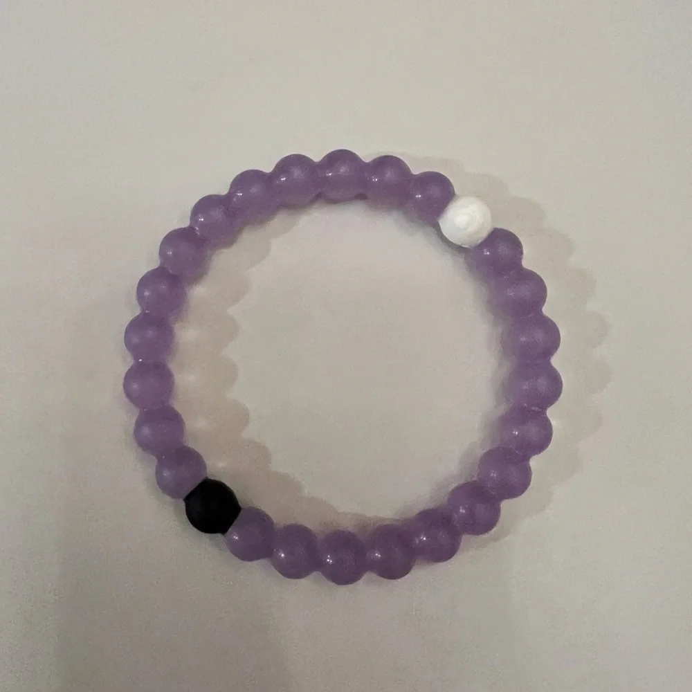 Lokai - 11 Bracelets